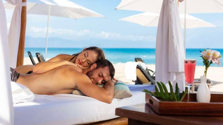 <b>Villa Premier Boutique Hotel & Romantic Beach</b>. Images powered by <a href="https://iceportal.shijigroup.com/" title="IcePortal" target="_blank">IcePortal</a>.