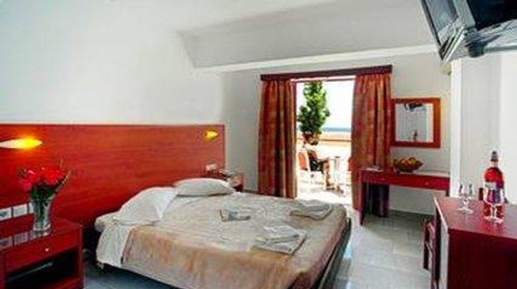 Sunny View Hotel Room