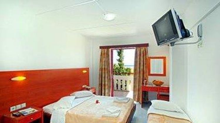 Sunny View Hotel Room