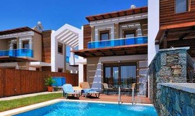 Horizon Line Villas Exterior