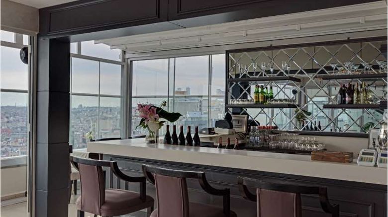 <b>CVK Hotels Taksim Restaurant</b>. Images powered by <a href="https://iceportal.shijigroup.com/" title="IcePortal" target="_blank">IcePortal</a>.