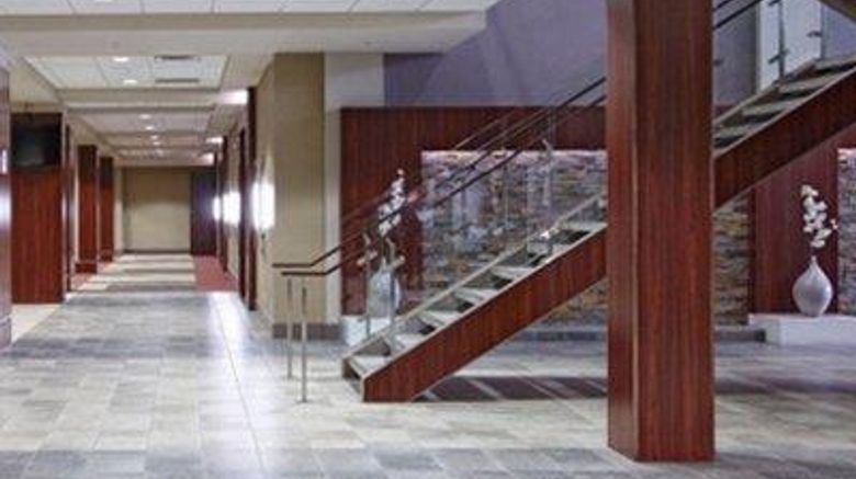 <b>Viscount Gort Hotel Lobby</b>. Images powered by <a href="https://iceportal.shijigroup.com/" title="IcePortal" target="_blank">IcePortal</a>.