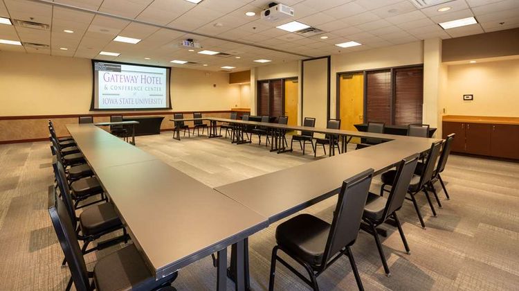 The Gateway Hotel and Conference Centre Meeting