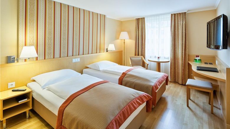 <b>Austria Trend Hotel Ananas Room</b>. Images powered by <a href="https://iceportal.shijigroup.com/" title="IcePortal" target="_blank">IcePortal</a>.