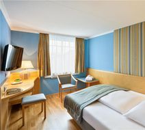 Austria Trend Hotel Ananas Room
