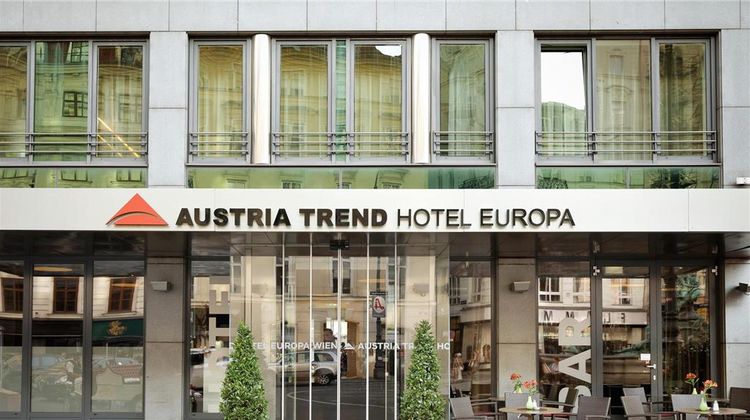 Austria Trend Hotel Europa Wien Exterior
