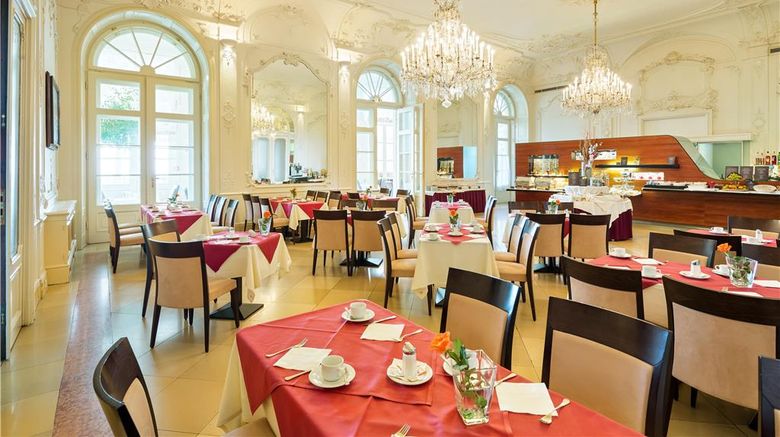 <b>Austria Trend Schloss Wilhelminenberg Restaurant</b>. Images powered by <a href="https://iceportal.shijigroup.com/" title="IcePortal" target="_blank">IcePortal</a>.