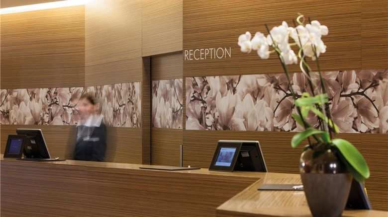 <b>Austria Trend Hotel Savoyen Vienna Lobby</b>. Images powered by <a href="https://iceportal.shijigroup.com/" title="IcePortal" target="_blank">IcePortal</a>.