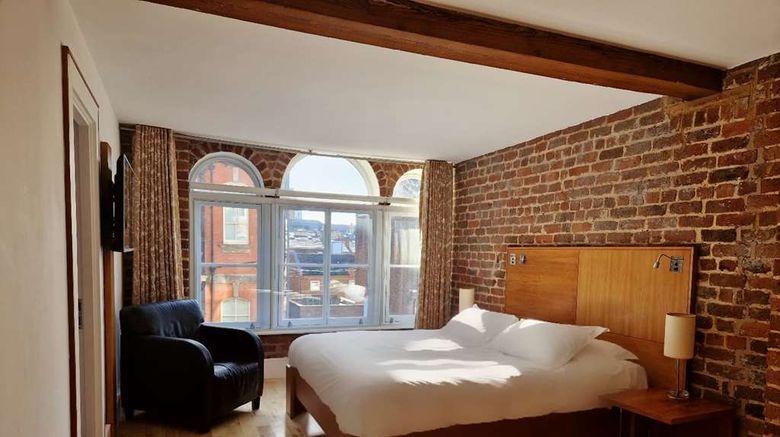 <b>Hope Street Hotel Room</b>. Images powered by <a href="https://iceportal.shijigroup.com/" title="IcePortal" target="_blank">IcePortal</a>.