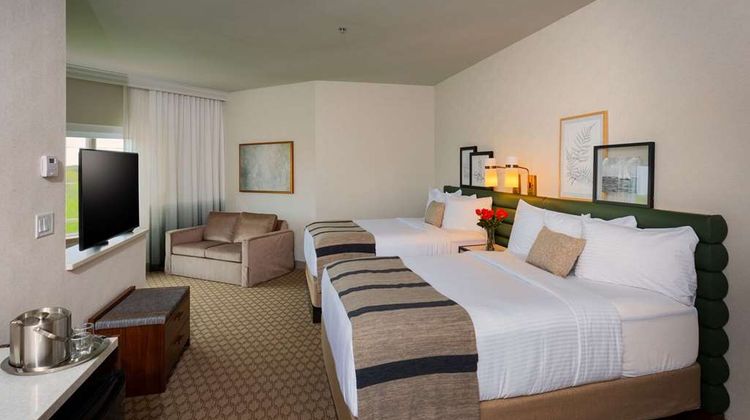 The Ingleside Hotel Suite