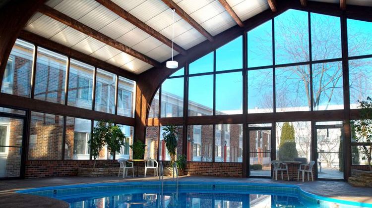 The Ingleside Hotel Pool