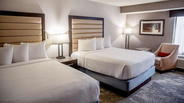 The Madison Concourse Hotel Room