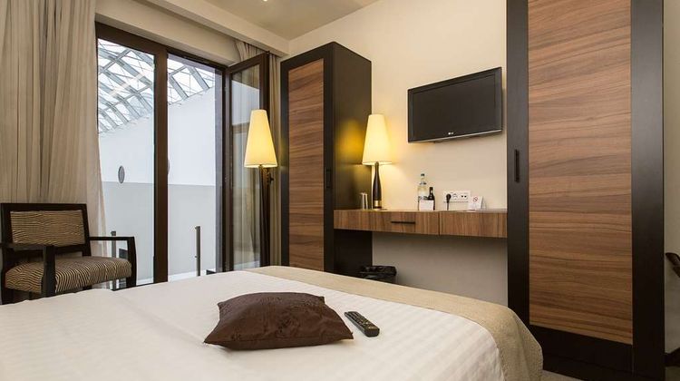 Europa Royale Bucharest Hotel Room