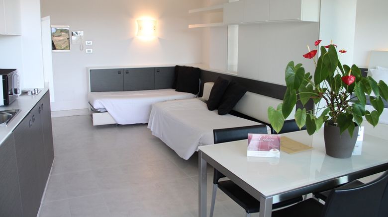 <b>Lungotevere Suite Room</b>. Images powered by <a href="https://iceportal.shijigroup.com/" title="IcePortal" target="_blank">IcePortal</a>.