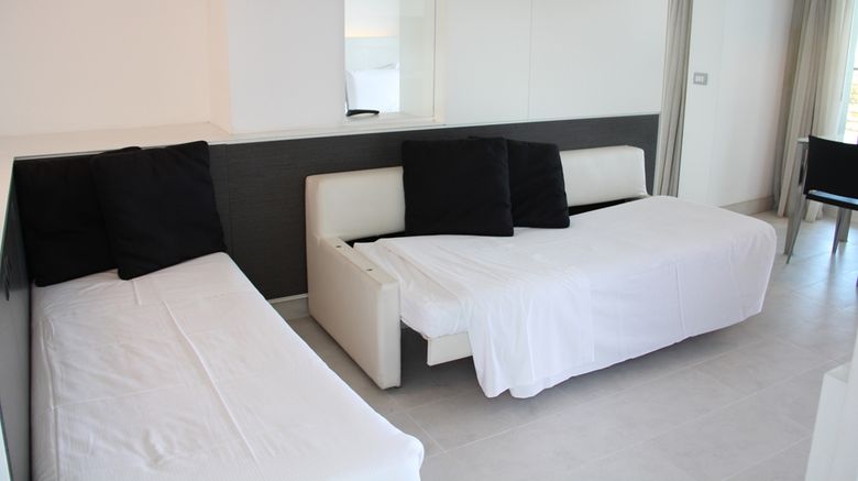 <b>Lungotevere Suite Room</b>. Images powered by <a href="https://iceportal.shijigroup.com/" title="IcePortal" target="_blank">IcePortal</a>.