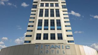 Titanic Business Kartal Hotel