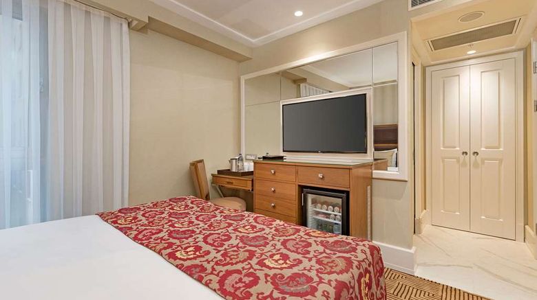 <b>Titanic City Taksim Room</b>. Images powered by <a href="https://iceportal.shijigroup.com/" title="IcePortal" target="_blank">IcePortal</a>.