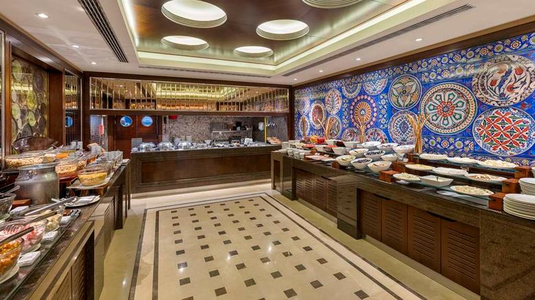 <b>Titanic City Taksim Restaurant</b>. Images powered by <a href="https://iceportal.shijigroup.com/" title="IcePortal" target="_blank">IcePortal</a>.