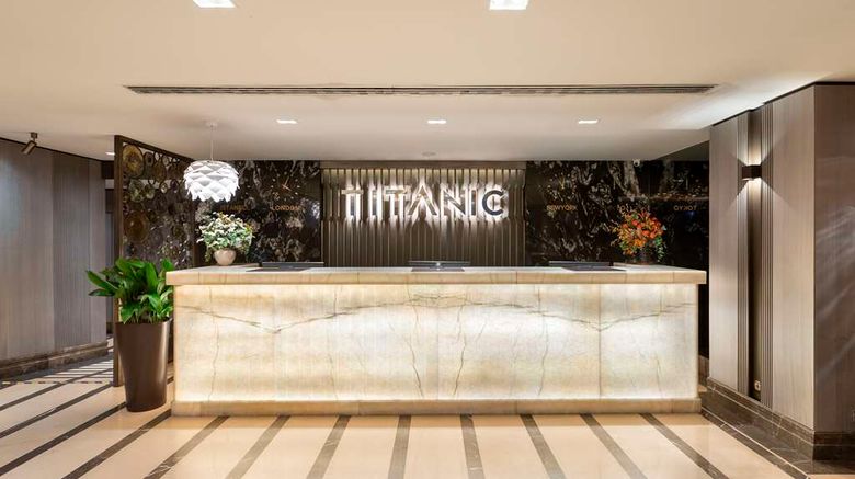 <b>Titanic Port Hotel Lobby</b>. Images powered by <a href="https://iceportal.shijigroup.com/" title="IcePortal" target="_blank">IcePortal</a>.