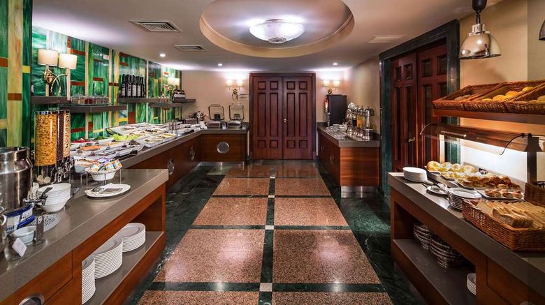 <b>Titanic Comfort Hotel Istanbul Restaurant</b>. Images powered by <a href="https://iceportal.shijigroup.com/" title="IcePortal" target="_blank">IcePortal</a>.