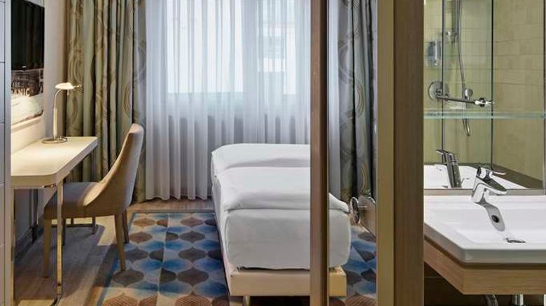 <b>Titanic Comfort Hotel Berlin Mitte Room</b>. Images powered by <a href="https://iceportal.shijigroup.com/" title="IcePortal" target="_blank">IcePortal</a>.