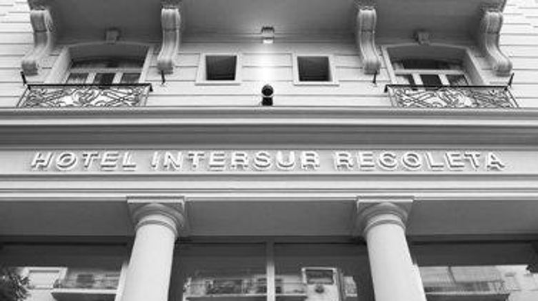 <b>Intersur Recoleta Exterior</b>. Images powered by <a href="https://iceportal.shijigroup.com/" title="IcePortal" target="_blank">IcePortal</a>.