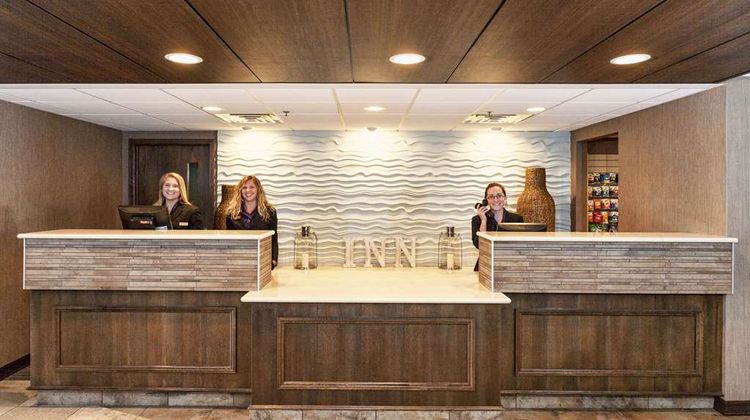 The Inn on Lake Superior Lobby