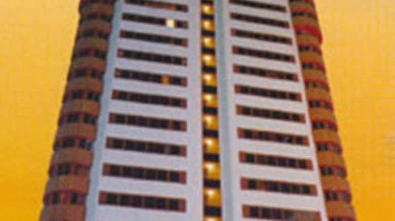 City Seasons Al Hamra Hotel Abu Dhabi Exterior. Images powered by <a href="https://iceportal.shijigroup.com" target="_blank" rel="noopener">Ice Portal</a>.