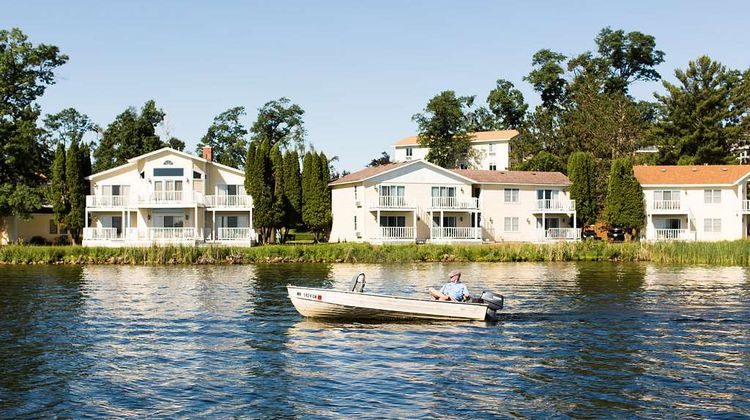 Maddens on Gull Lake Exterior