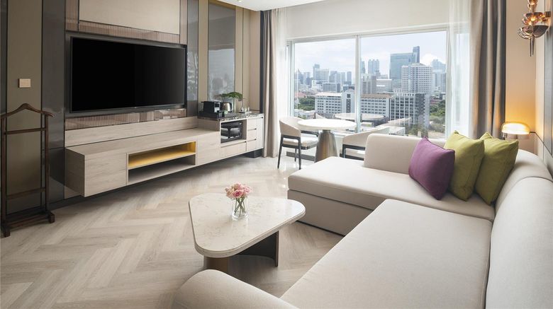 <b>Pathumwan Princess Hotel Suite</b>. Images powered by <a href="https://iceportal.shijigroup.com/" title="IcePortal" target="_blank">IcePortal</a>.