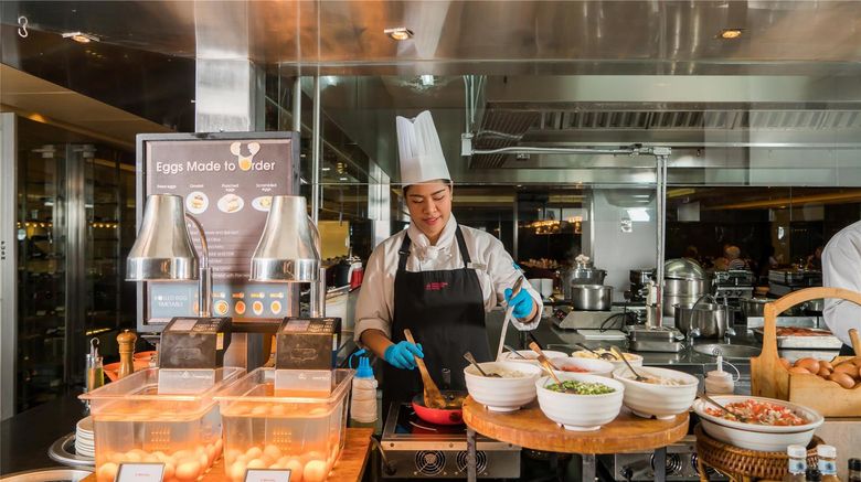 <b>Pathumwan Princess Hotel Restaurant</b>. Images powered by <a href="https://iceportal.shijigroup.com/" title="IcePortal" target="_blank">IcePortal</a>.