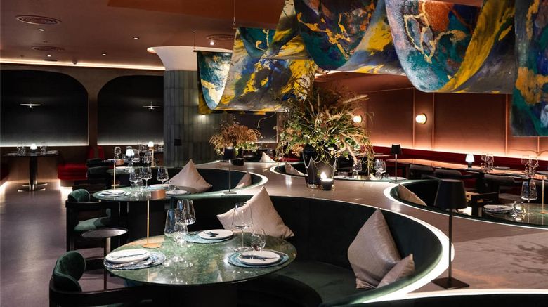 <b>Pathumwan Princess Hotel Restaurant</b>. Images powered by <a href="https://iceportal.shijigroup.com/" title="IcePortal" target="_blank">IcePortal</a>.