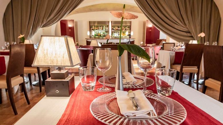 <b>Kolbe Hotel Rome Restaurant</b>. Images powered by <a href="https://iceportal.shijigroup.com/" title="IcePortal" target="_blank">IcePortal</a>.