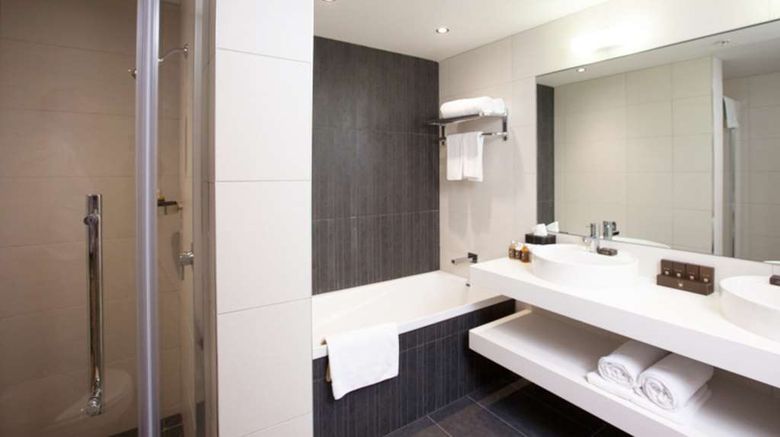 <b>Sudima Hotel Auckland Airport Suite</b>. Images powered by <a href="https://iceportal.shijigroup.com/" title="IcePortal" target="_blank">IcePortal</a>.