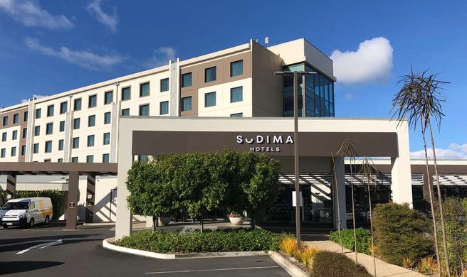 Sudima Hotel Auckland Airport Exterior