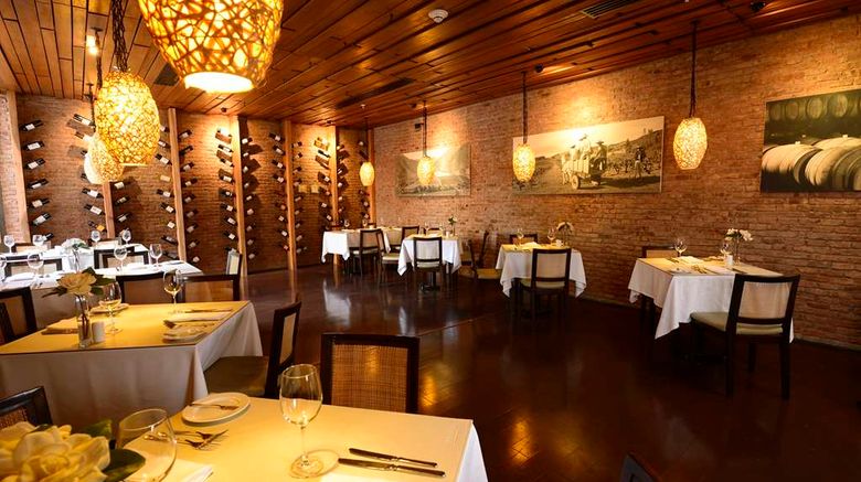 <b>NOI Vitacura Hotel Restaurant</b>. Images powered by <a href="https://iceportal.shijigroup.com/" title="IcePortal" target="_blank">IcePortal</a>.