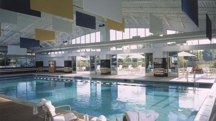 Eaglewood Resort & Spa Pool