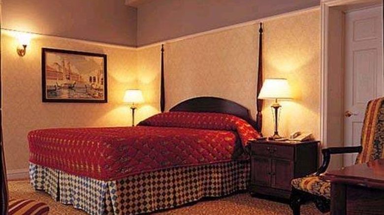 <b>Carleton of Oak Park Room</b>. Images powered by <a href="https://iceportal.shijigroup.com/" title="IcePortal" target="_blank">IcePortal</a>.