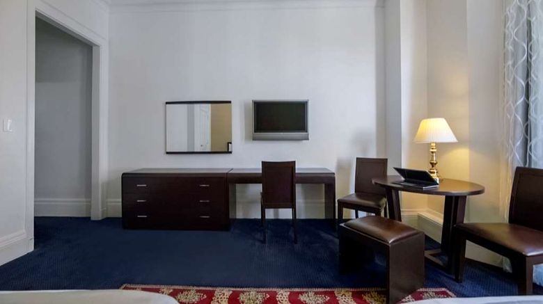 <b>Congress Plaza Hotel Room</b>. Images powered by <a href="https://iceportal.shijigroup.com/" title="IcePortal" target="_blank">IcePortal</a>.