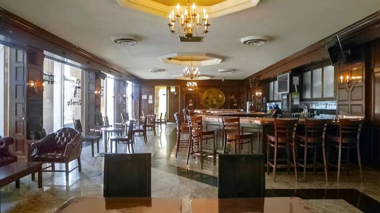 <b>Congress Plaza Hotel Restaurant</b>. Images powered by <a href="https://iceportal.shijigroup.com/" title="IcePortal" target="_blank">IcePortal</a>.