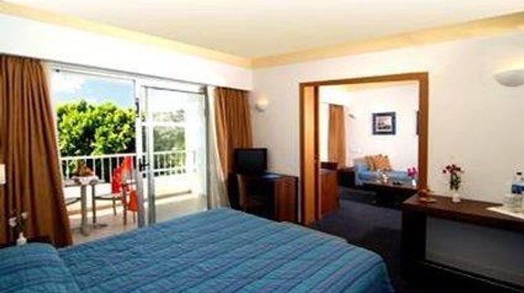 Lakitira Resort Hotel Room