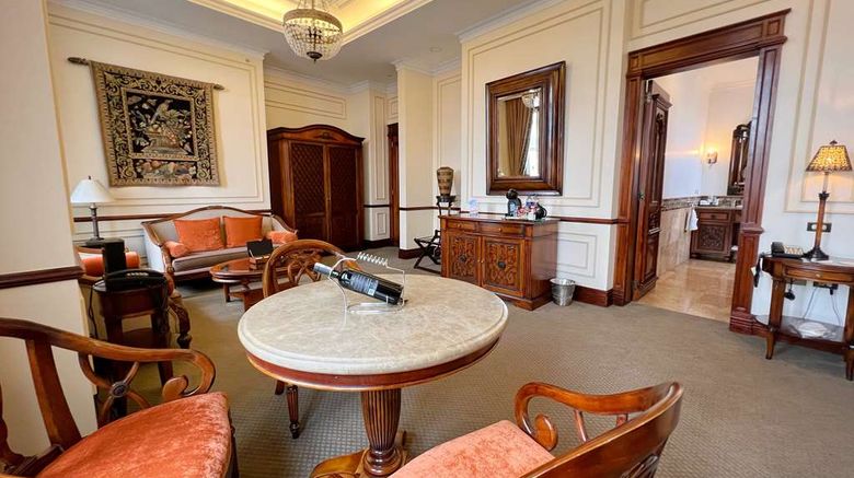 <b>Hotel Plaza Grande Suite</b>. Images powered by <a href="https://iceportal.shijigroup.com/" title="IcePortal" target="_blank">IcePortal</a>.