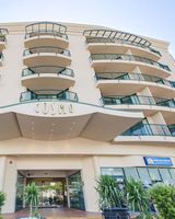 Central Cosmo Apartments