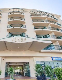 Central Cosmo Apartments