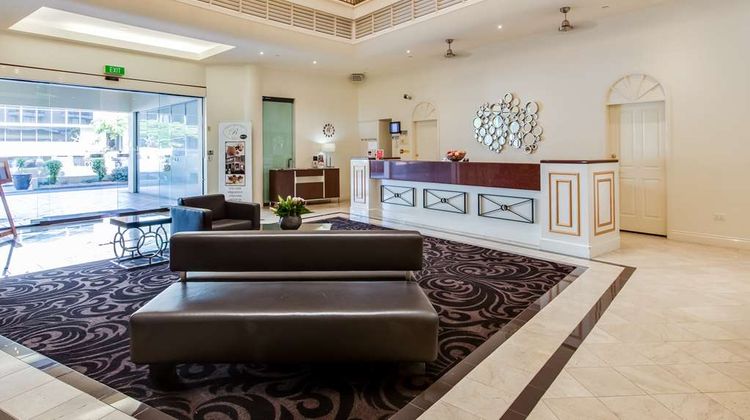 Central Cosmo Apartments Lobby