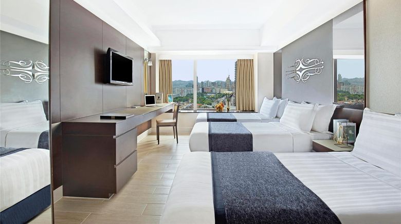 <b>Harbour Plaza 8 Degrees Room</b>. Images powered by <a href="https://iceportal.shijigroup.com/" title="IcePortal" target="_blank">IcePortal</a>.