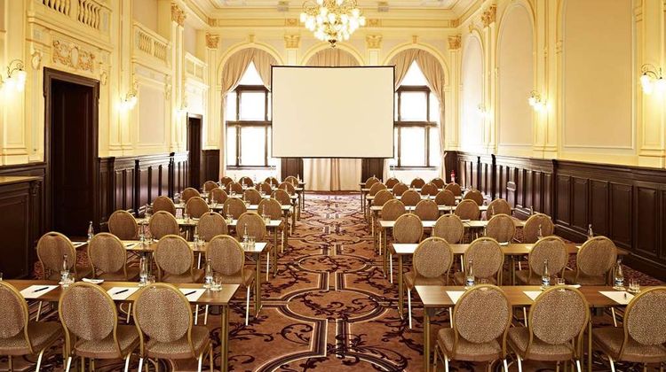 Hotel Kings Court Room
