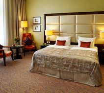 Hotel Kings Court Room