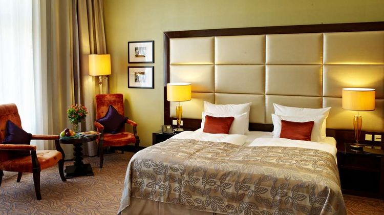 Hotel Kings Court Room