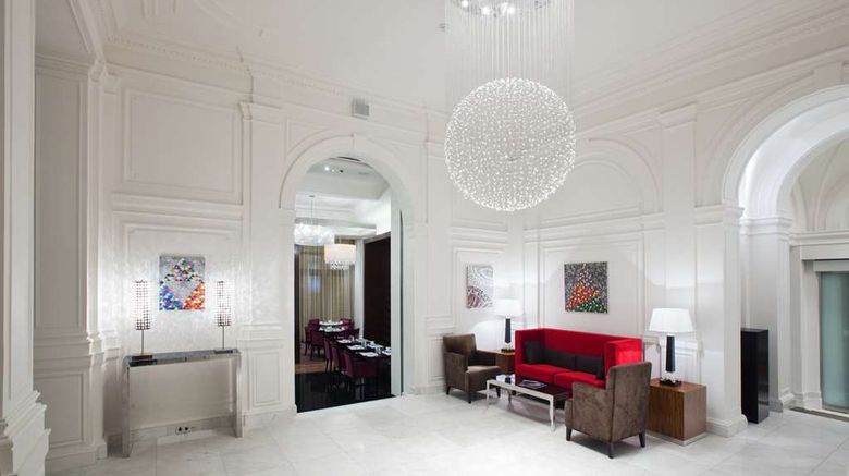 <b>Hotel Kings Court Lobby</b>. Images powered by <a href="https://iceportal.shijigroup.com/" title="IcePortal" target="_blank">IcePortal</a>.
